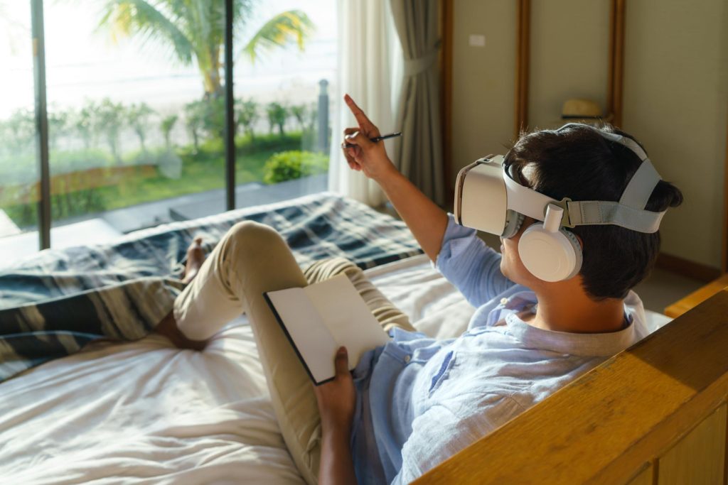 pentingnya teknologi vr untuk hotel